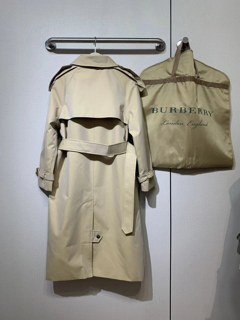 Cozy Burberry Outwear 103955