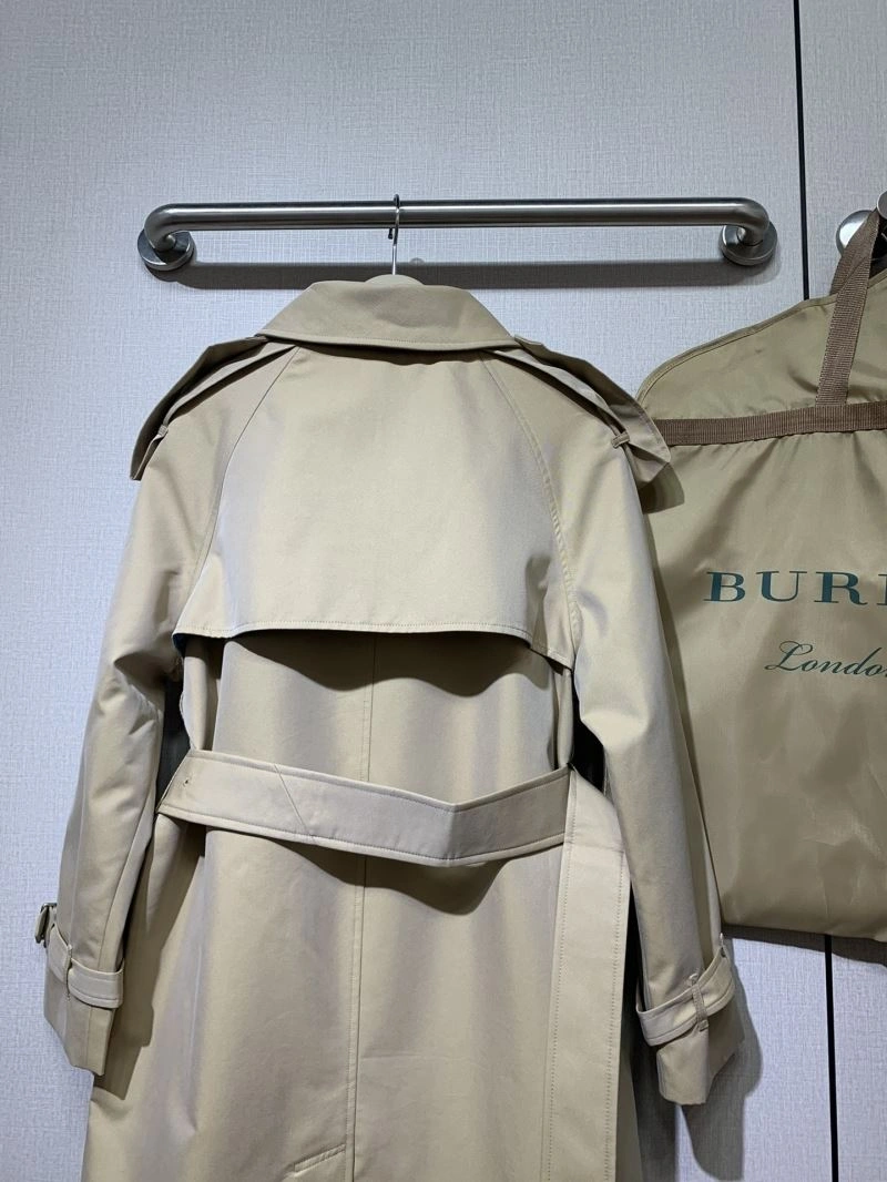 Cozy Burberry Outwear 103955