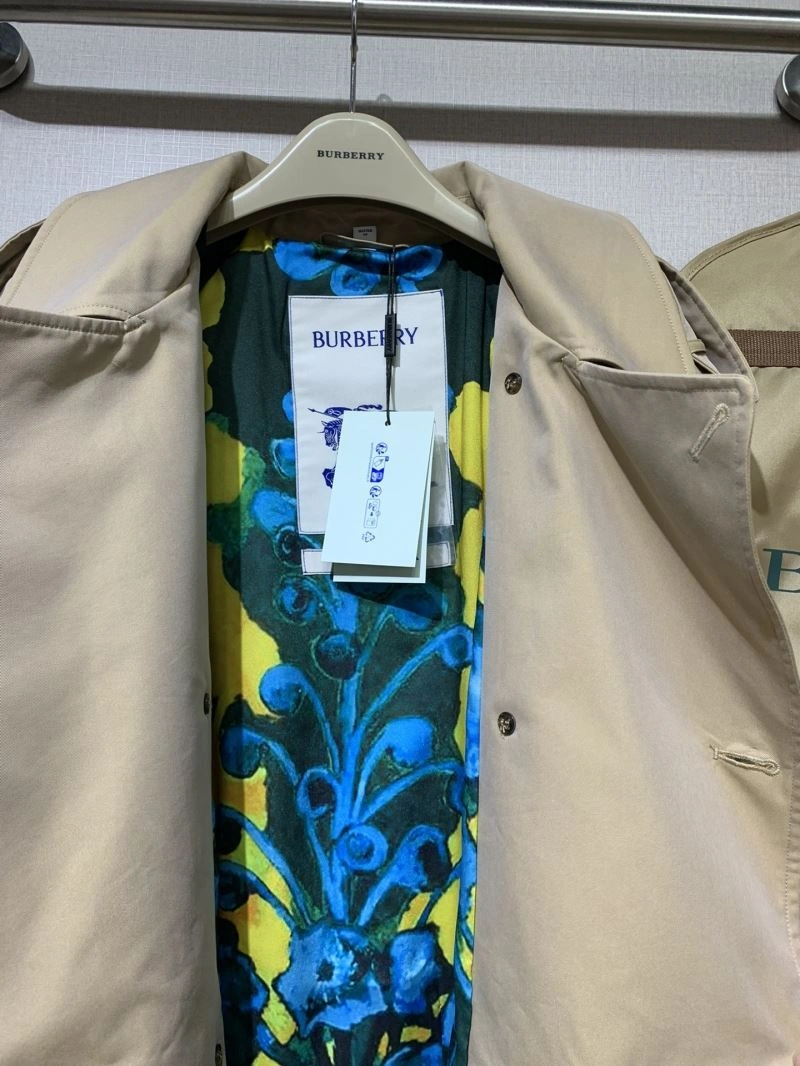 Cozy Burberry Outwear 103955