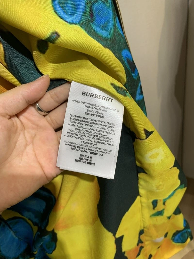 Cozy Burberry Outwear 103955