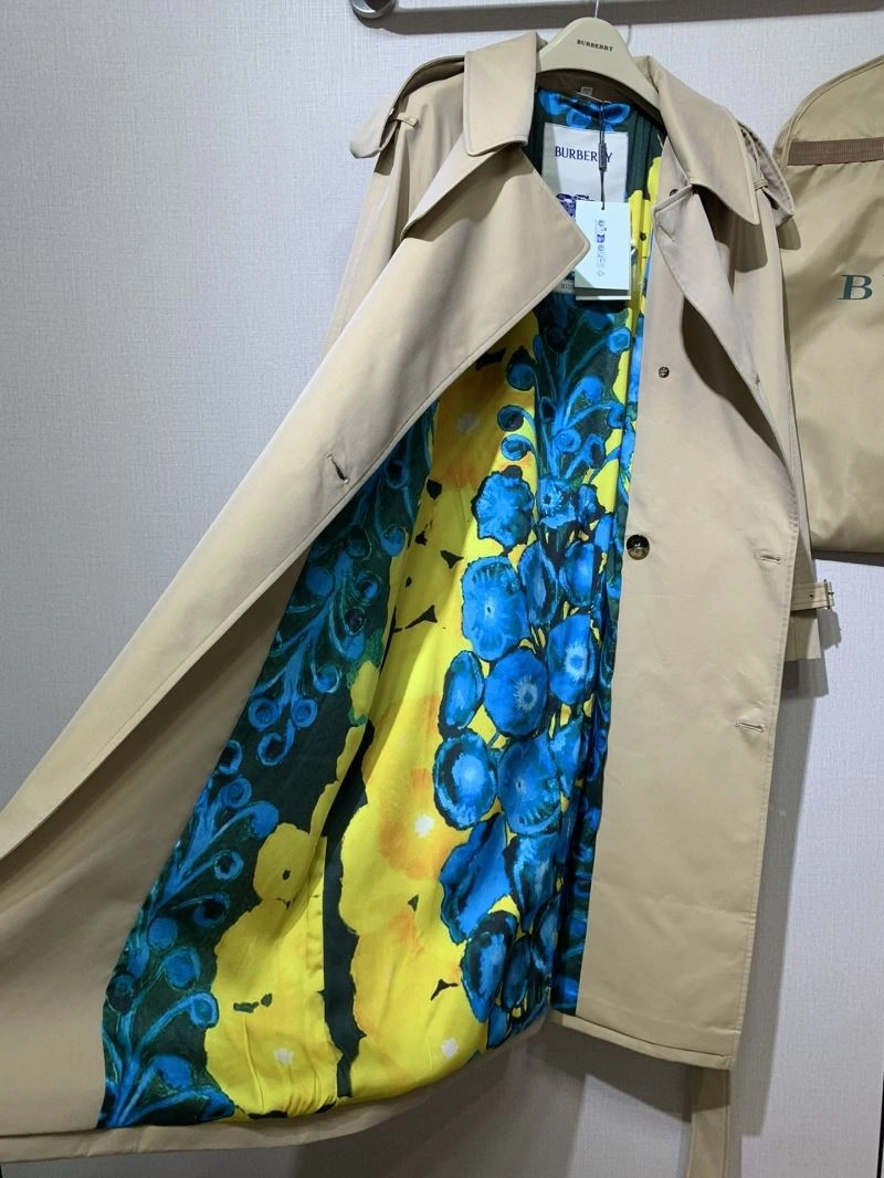 Cozy Burberry Outwear 103955
