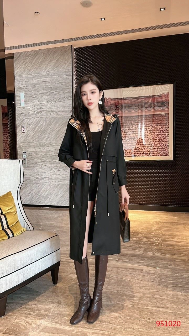 Burberry Outwear OnTrend 103937