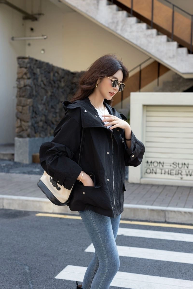 Soft Burberry Outwear 103979