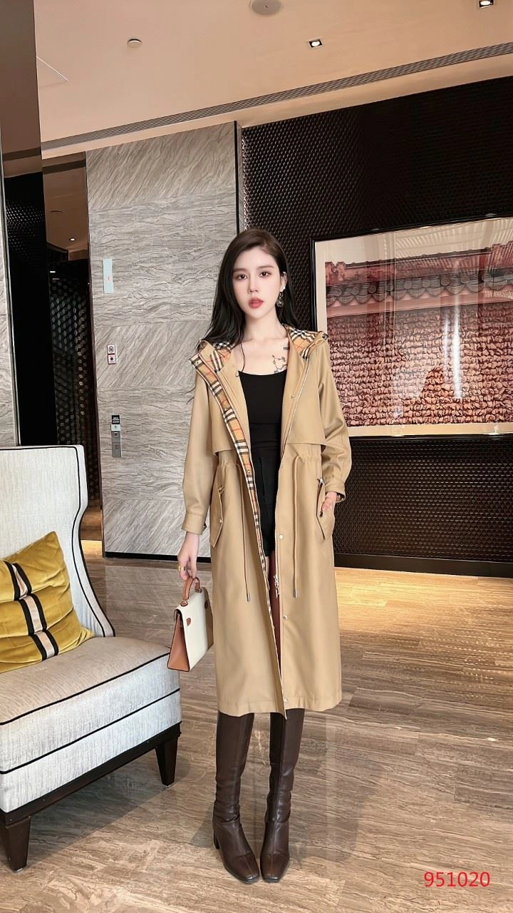 EyeCatching Burberry Outwear 103932
