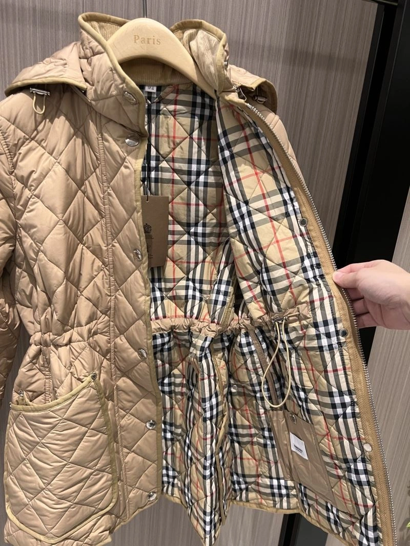 Burberry Outwear WeatherProof 103926