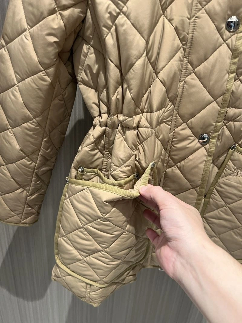 Burberry Outwear WeatherProof 103926