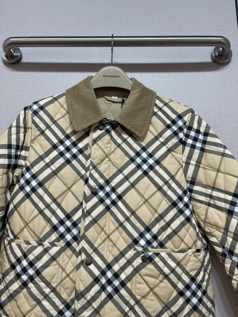 Cozy Burberry Outwear 103942