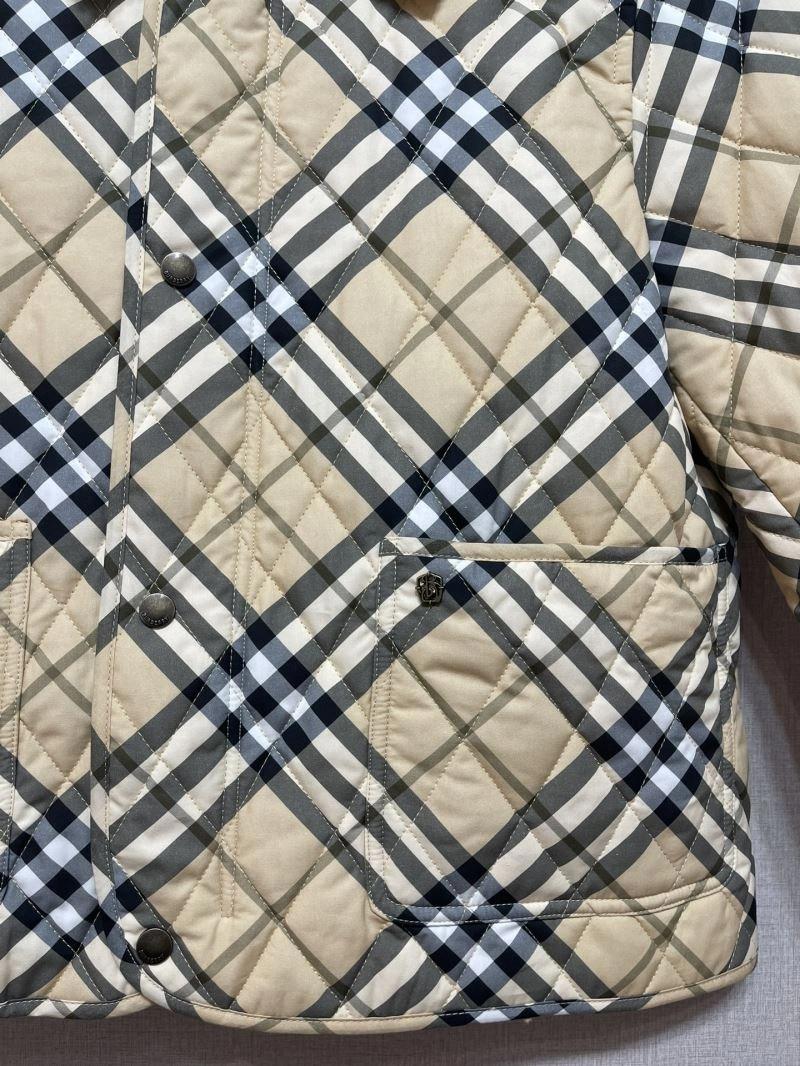 Cozy Burberry Outwear 103942