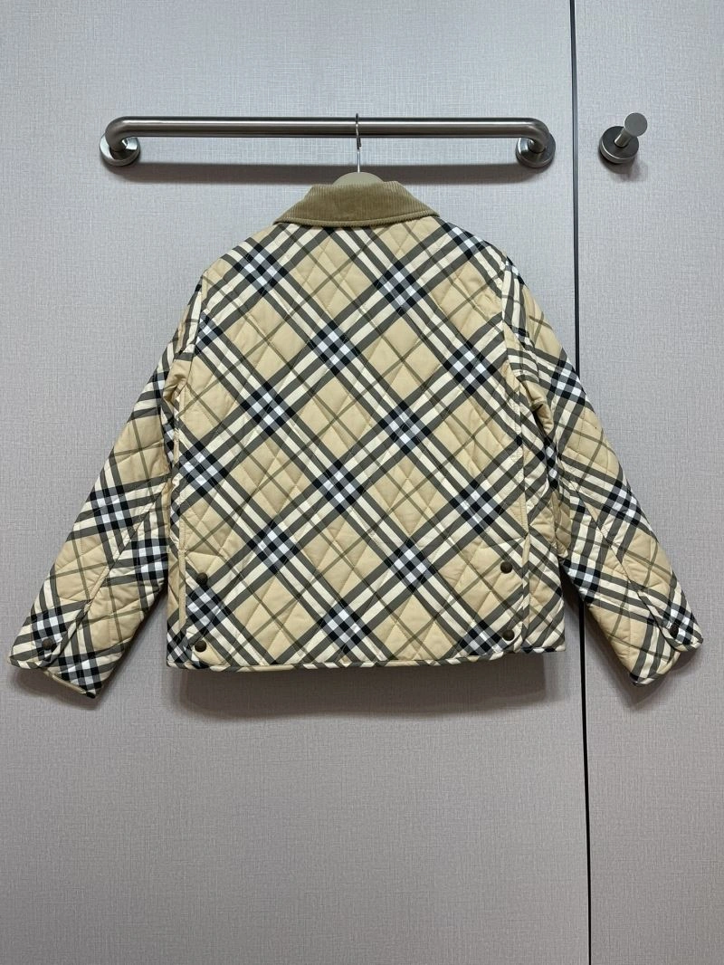 Cozy Burberry Outwear 103942