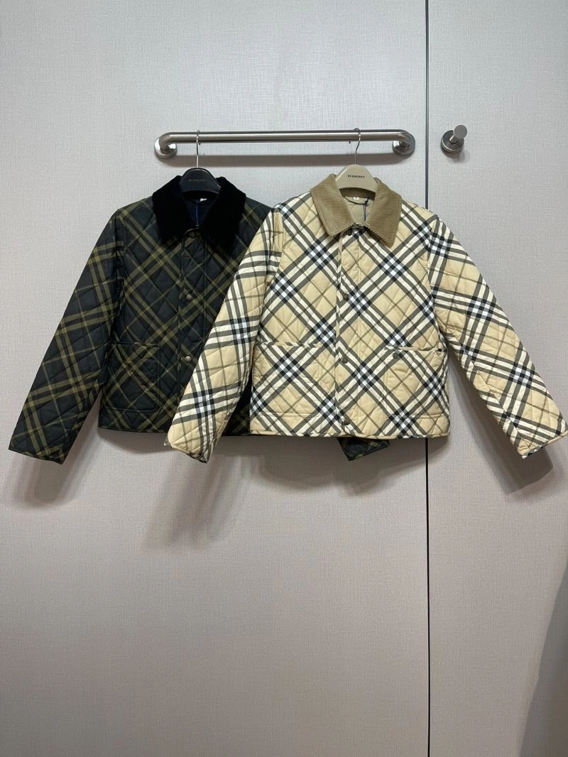 Cozy Burberry Outwear 103942