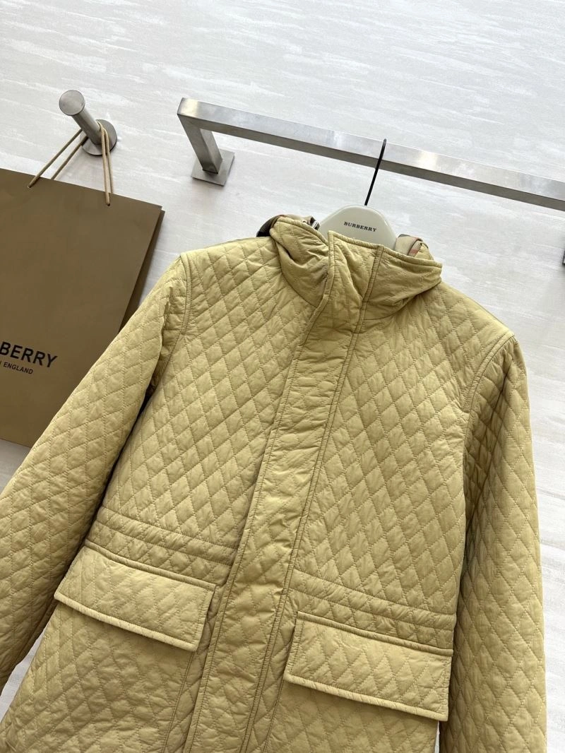 Burberry Outwear TravelReady 103924
