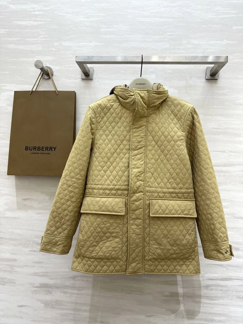 Burberry Outwear TravelReady 103924