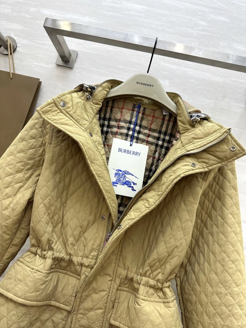 Burberry Outwear TravelReady 103924