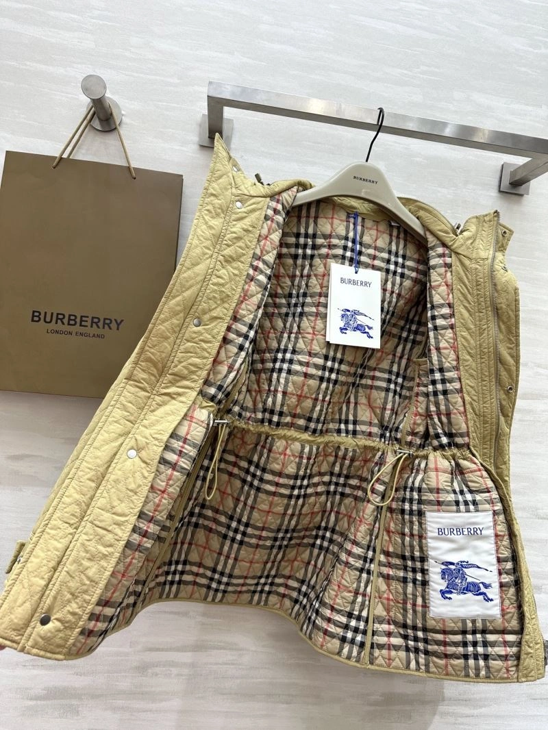 Burberry Outwear TravelReady 103924