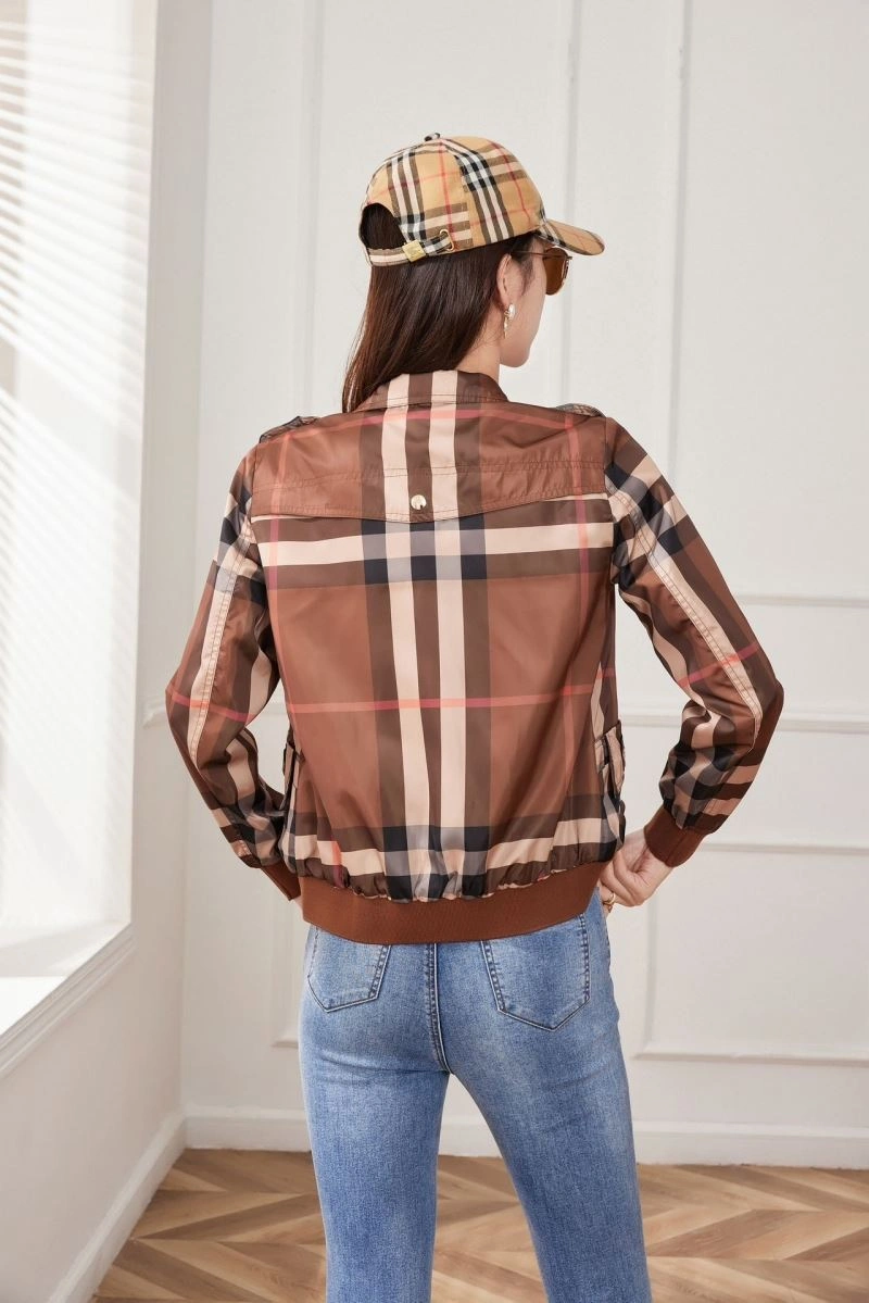 Burberry Outwear Minimalist 103956