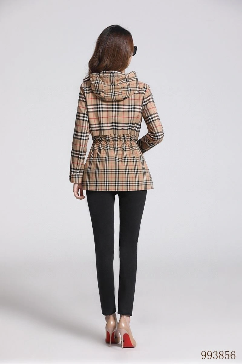 Snug Burberry Outwear 103919