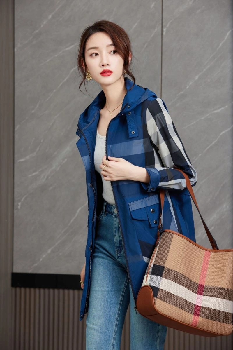 Burberry Outwear SportInspired 103985