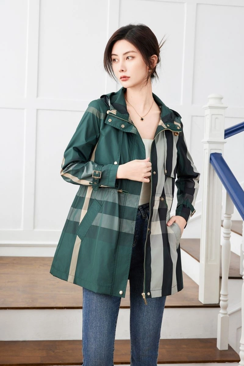 Burberry Outwear Packable 103912