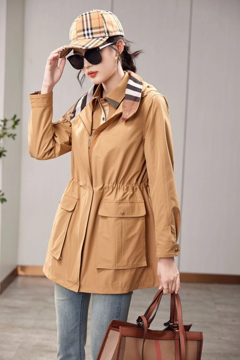 Compact Burberry Outwear 103907