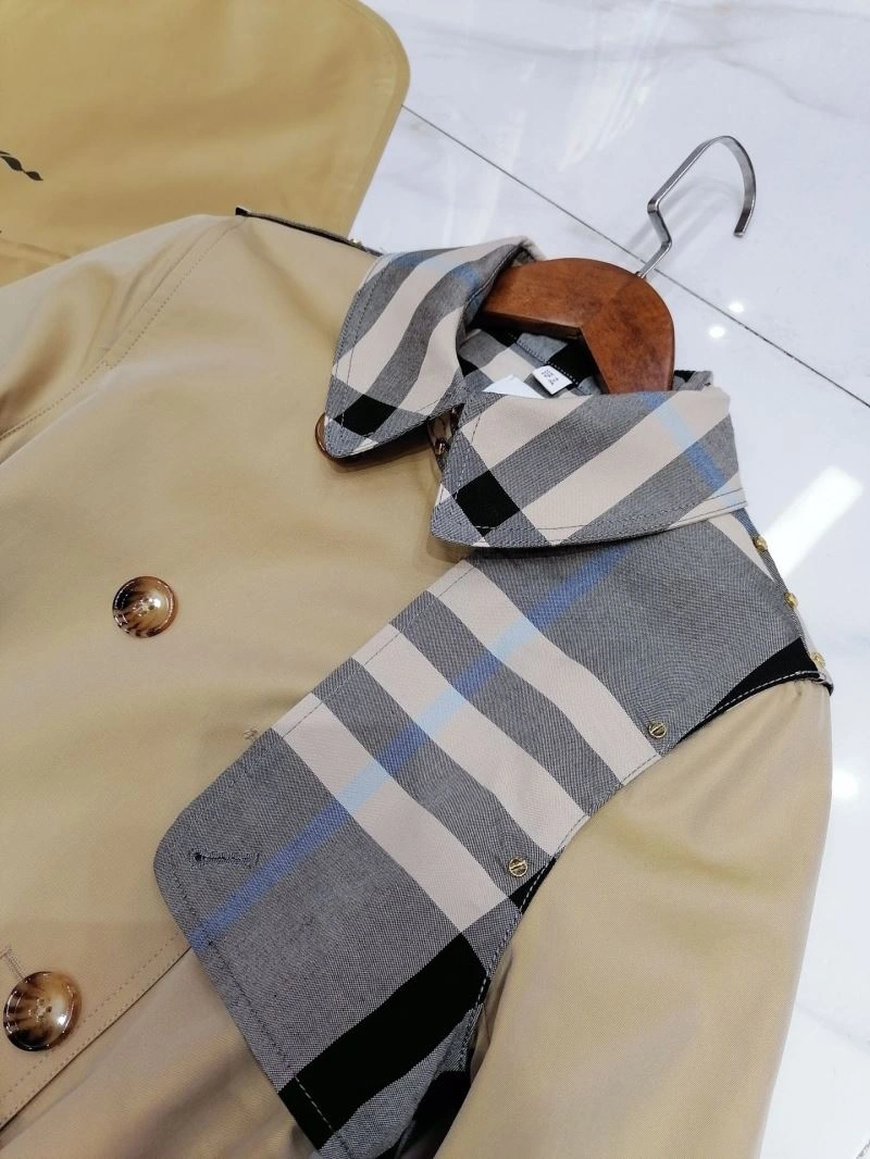 Burberry Outwear Breathable 103911