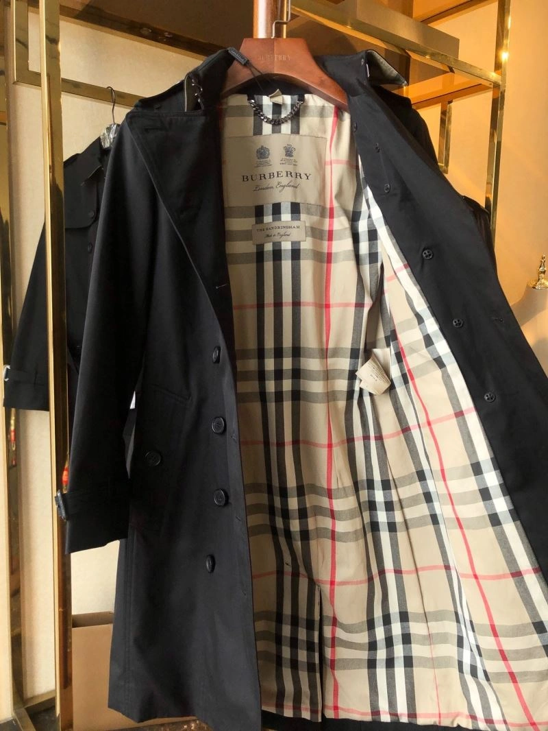 Burberry Outwear Breathable 103913