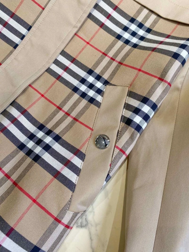 Stylish Burberry Outwear 103901