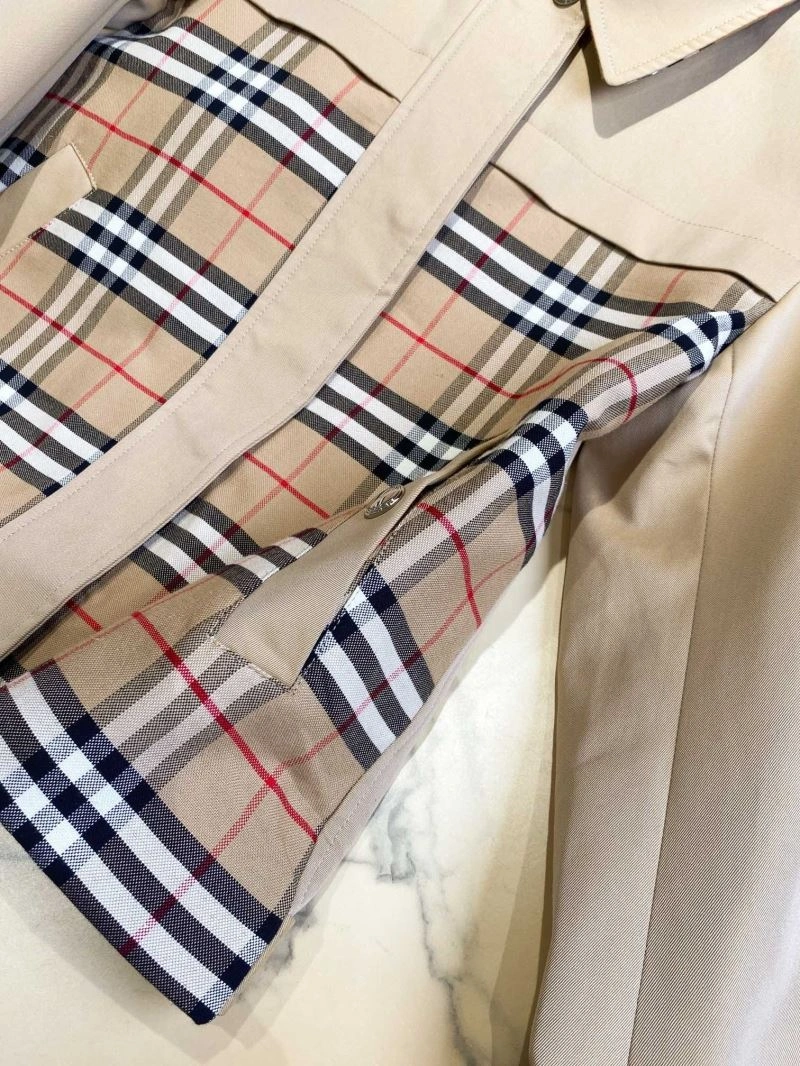 Stylish Burberry Outwear 103901