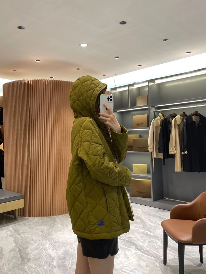 Burberry Outwear Efficient 103945