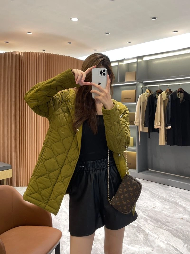 Burberry Outwear Efficient 103945