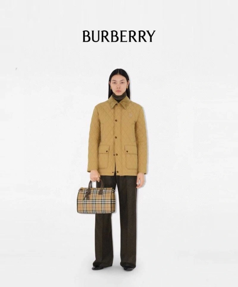 Functional Burberry Outwear 103893