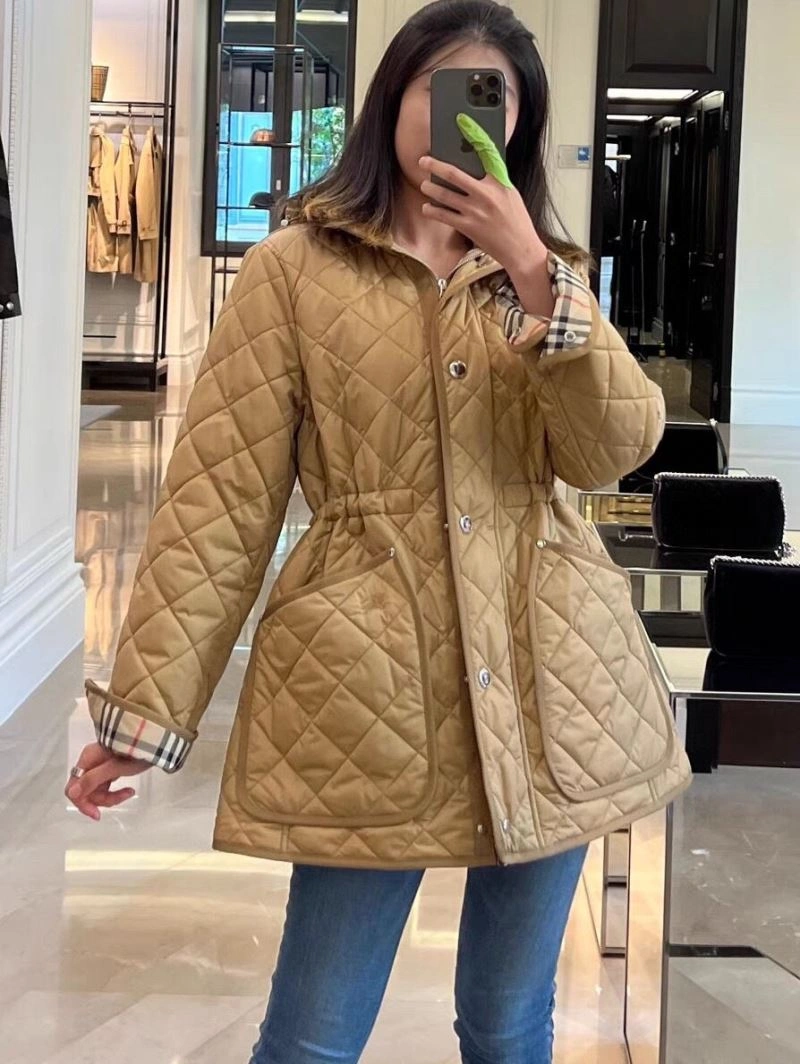 Burberry Outwear Comfortable 103890
