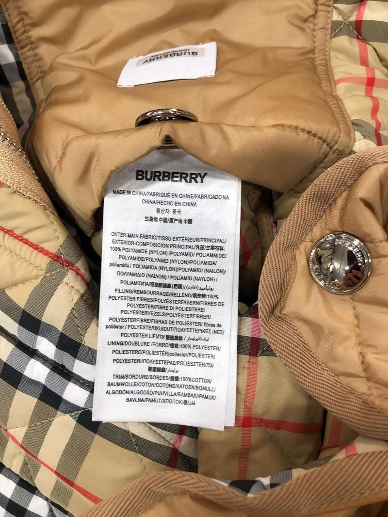 Burberry Outwear Comfortable 103890