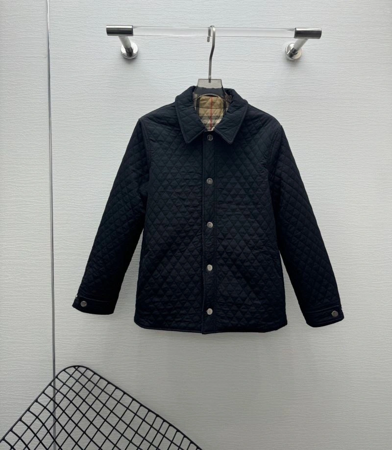 Sporty Burberry Outwear 103888