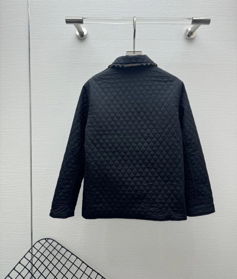 Sporty Burberry Outwear 103888