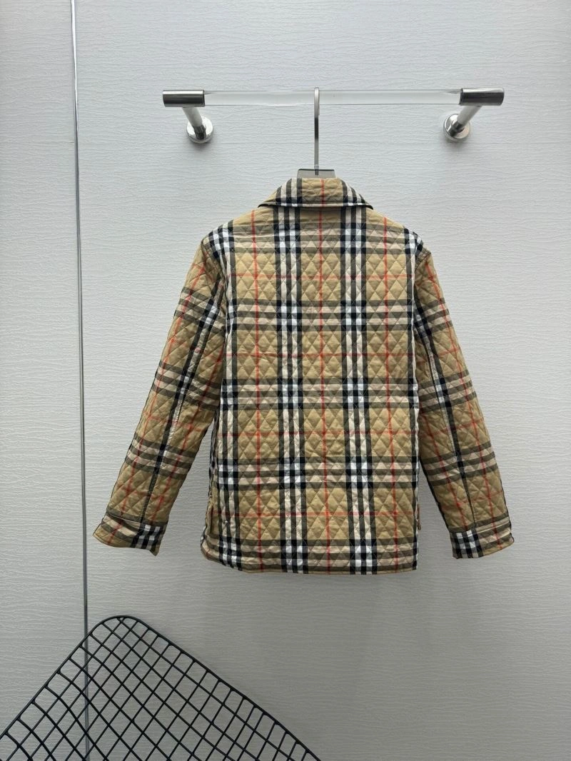 Sporty Burberry Outwear 103888