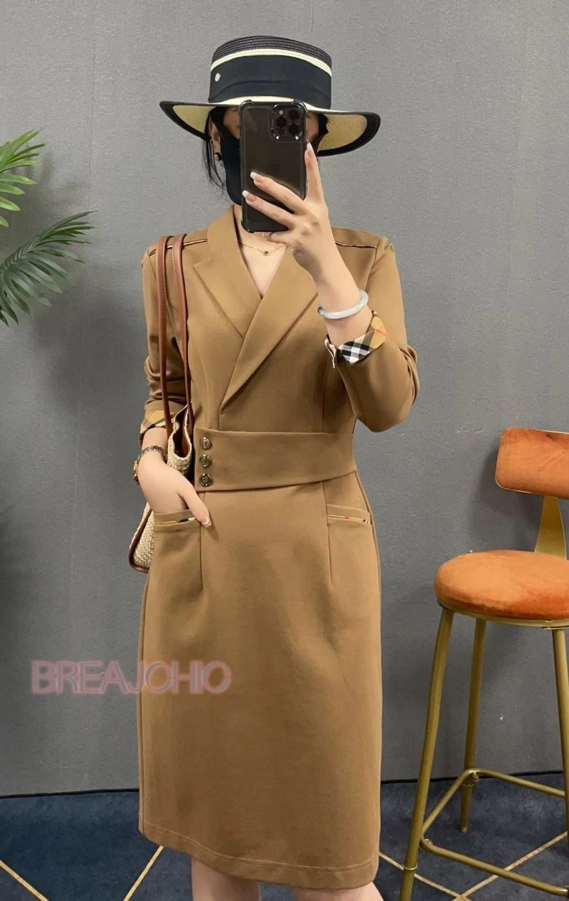 Burberry Outwear Neat 103886