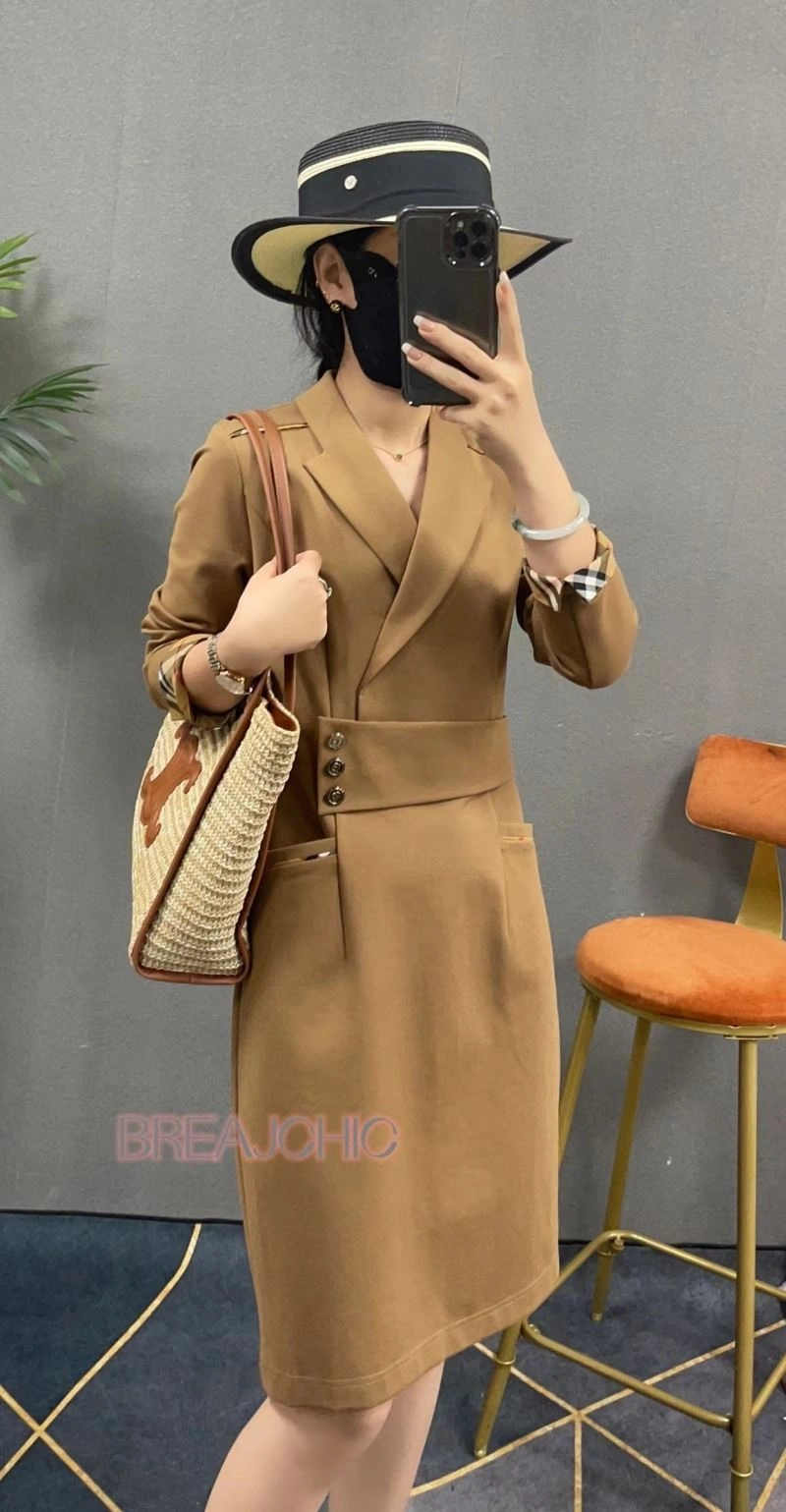 Burberry Outwear Neat 103886