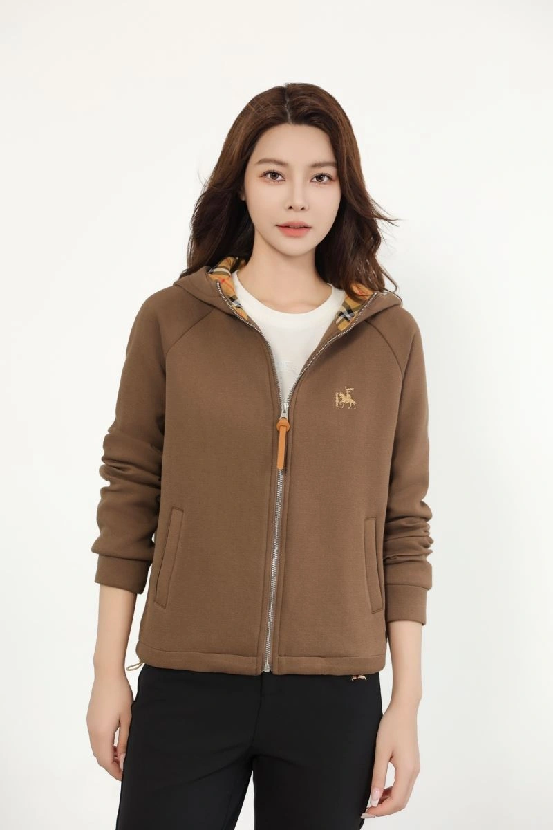 Sporty Burberry Outwear 103884