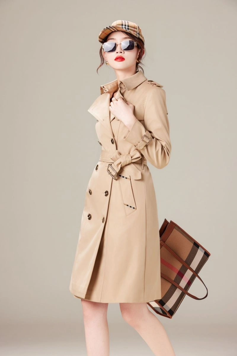 Popular Burberry Outwear 103876