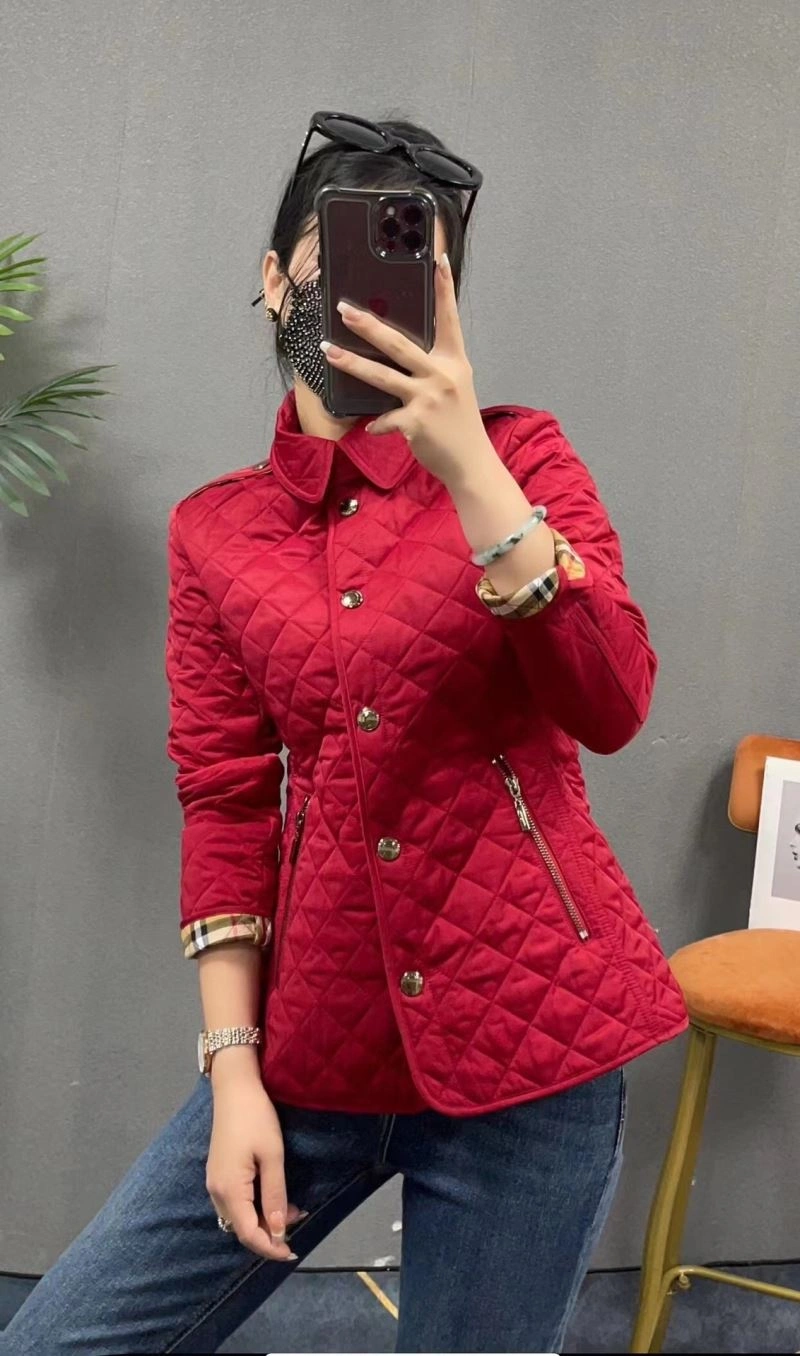 Burberry Outwear Elegant 103870