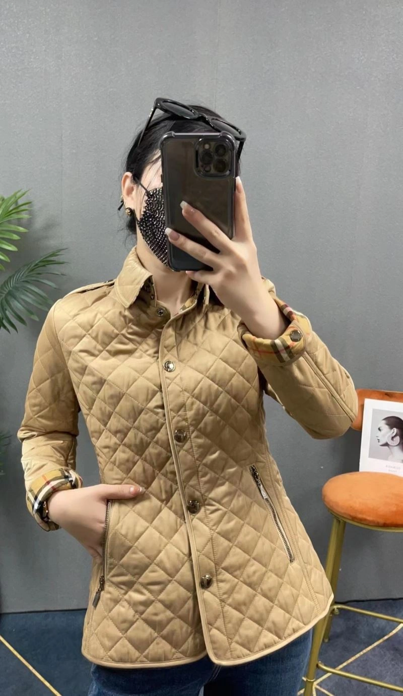 Tailored Burberry Outwear 103857
