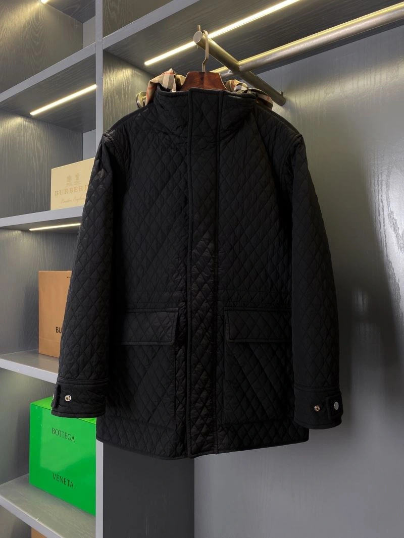 Snug Burberry Outwear 103867