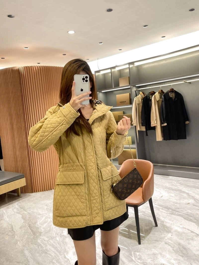 Packable Burberry Outwear 103859