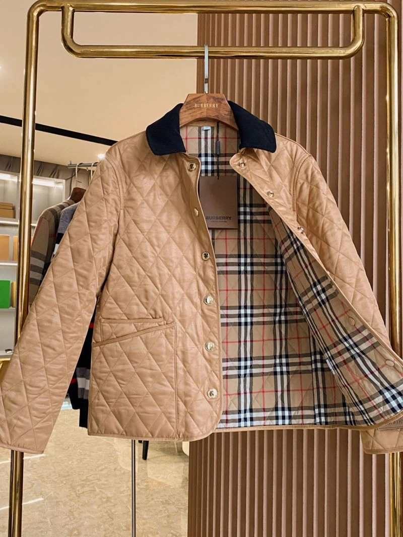 Burberry Outwear Durable 103856