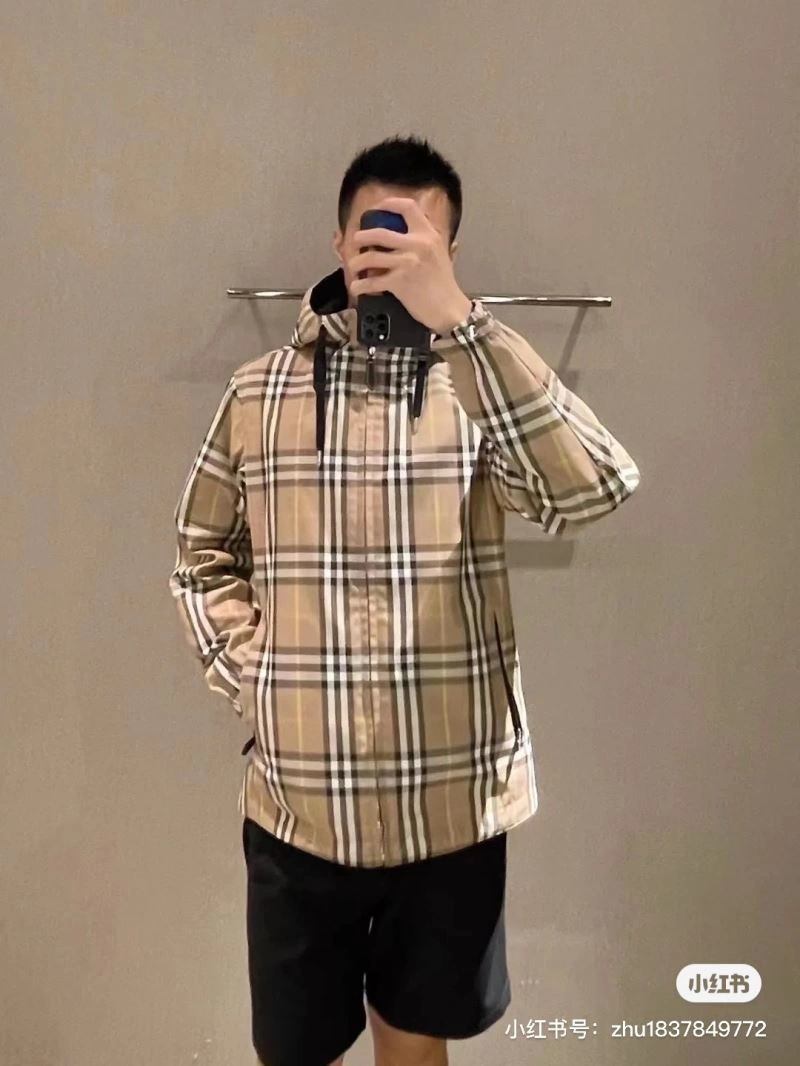 Burberry Outwear Lightweight 103848