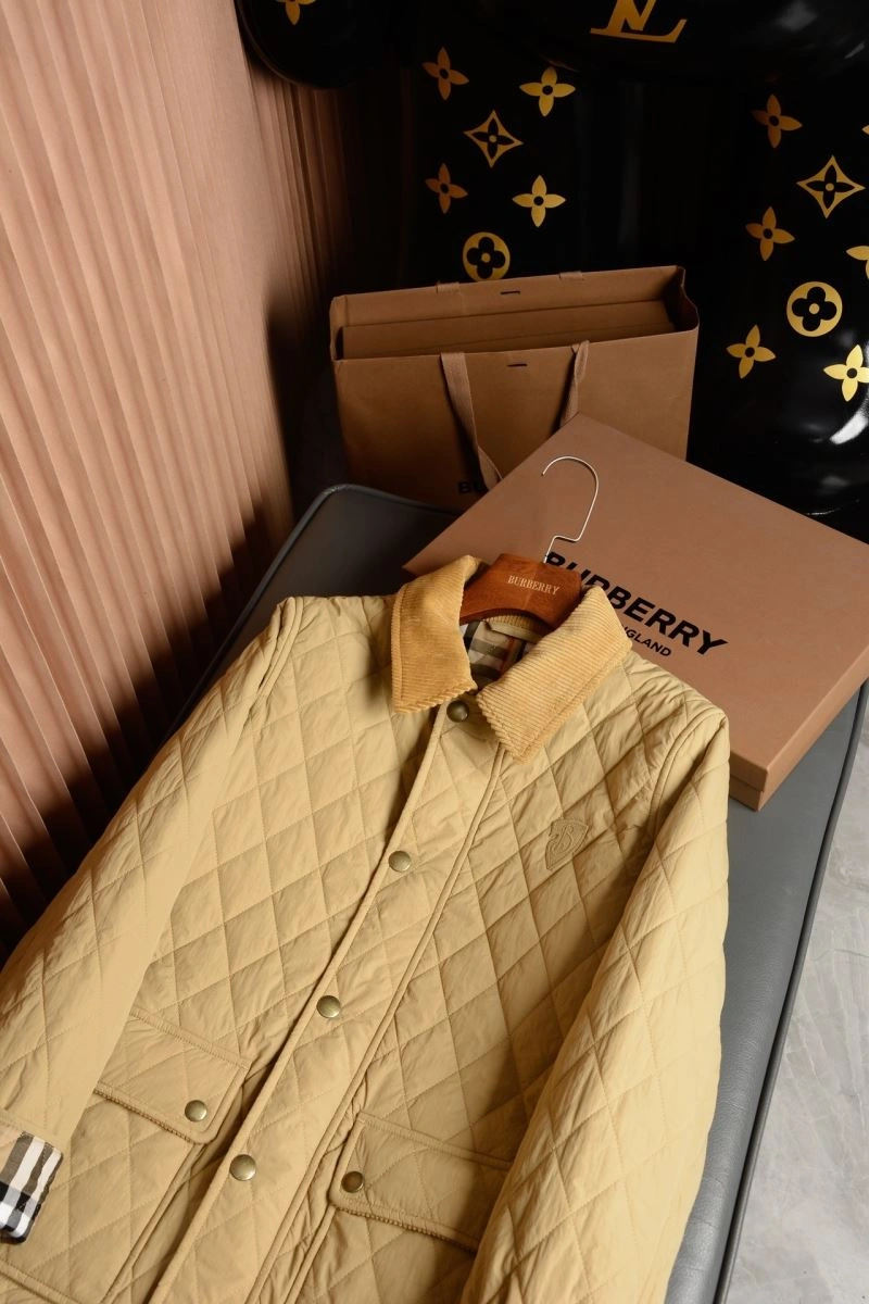 Burberry Outwear Colorful 103849