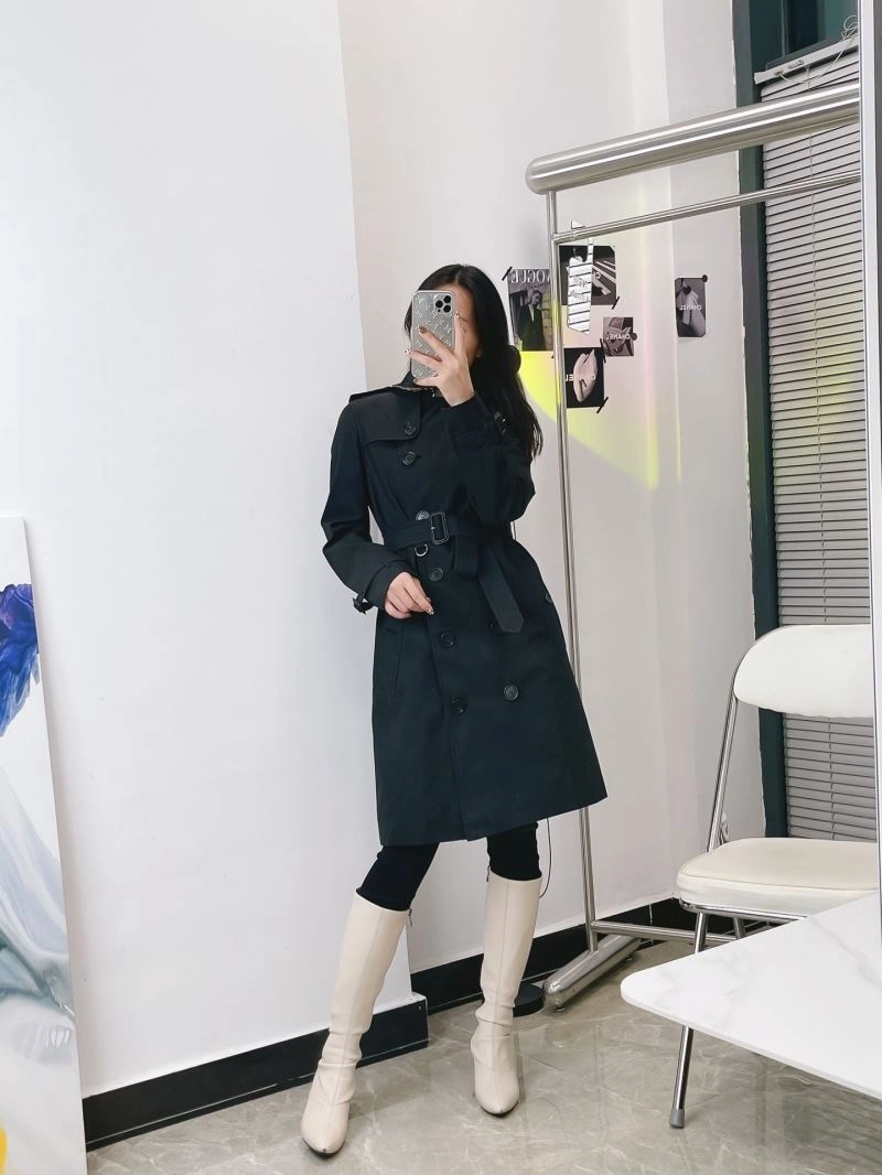 Burberry Outwear UrbanChic 103844