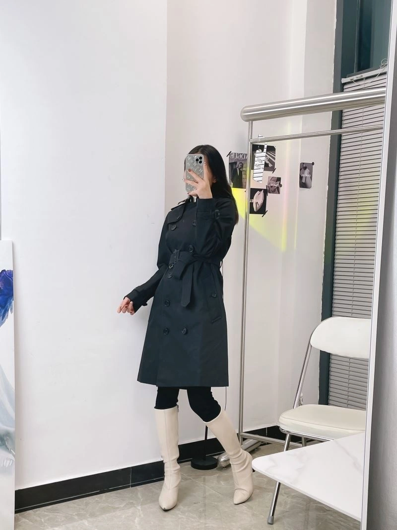 Burberry Outwear UrbanChic 103844