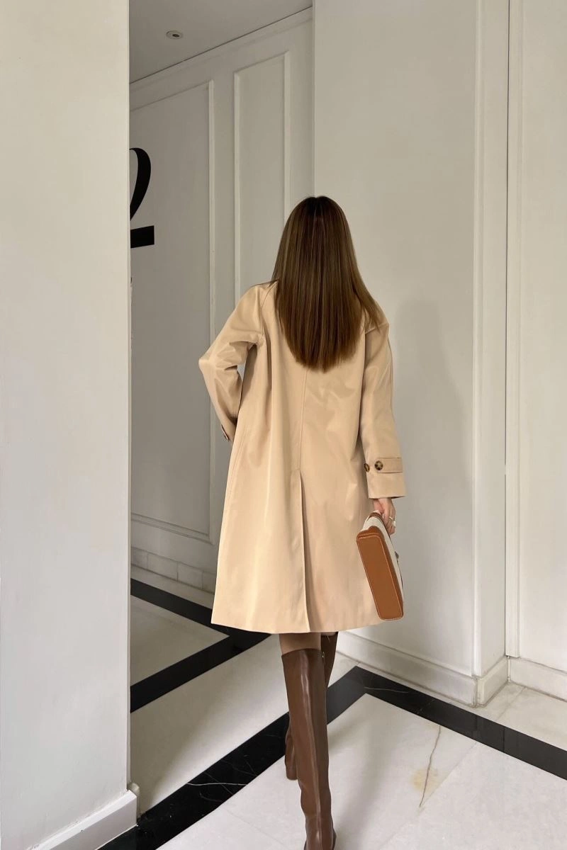 WaterResistant Burberry Outwear 103838