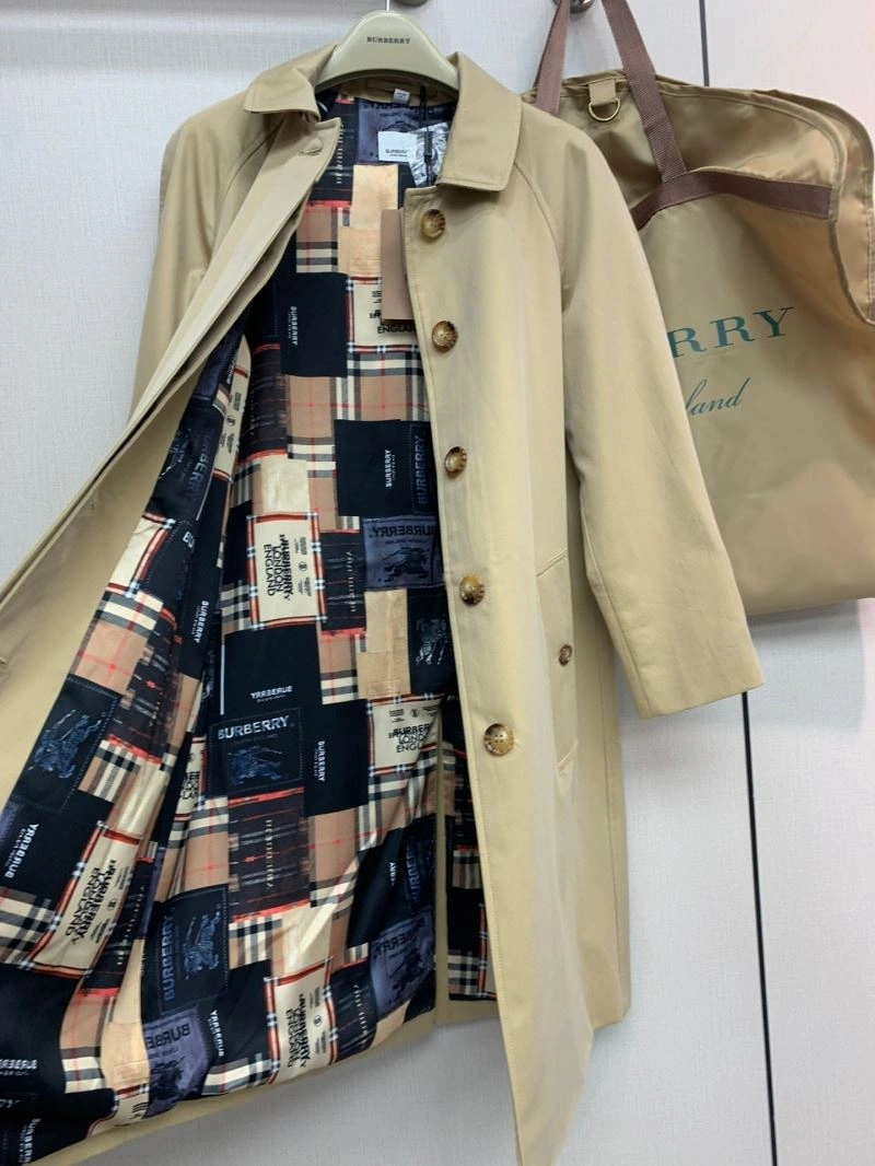 Tailored Burberry Outwear 103871